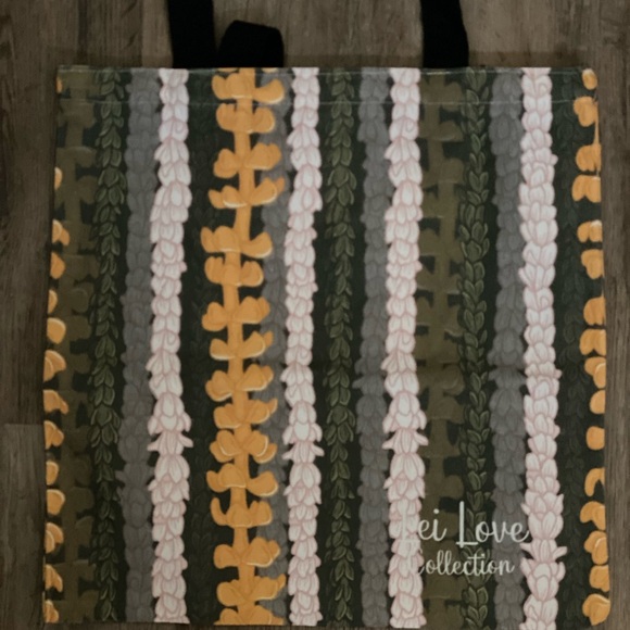 Canvas Hawaiian Lei Tote - Picture 5 of 6